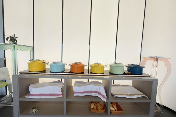 Breakfast/Coffee Service 55 of 102