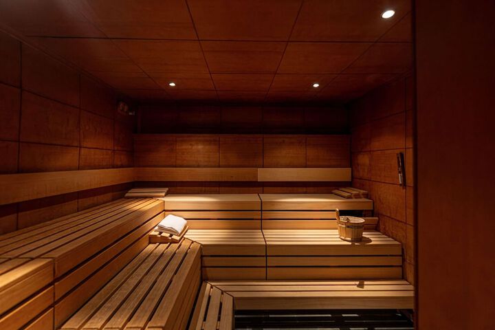 Spa 126 of 215