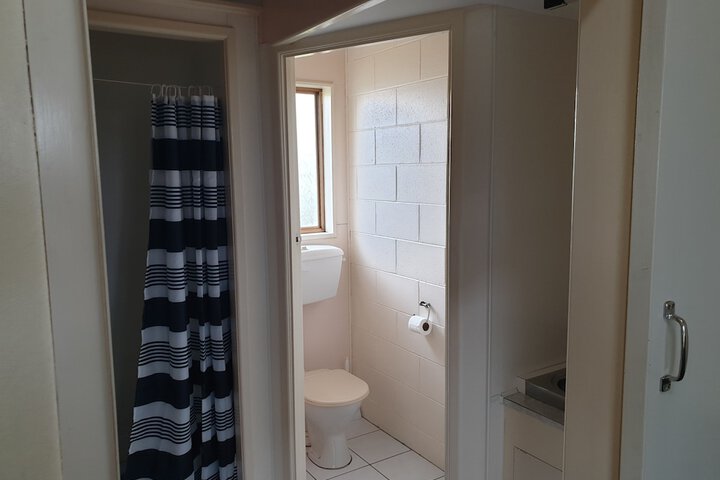 Room 8 of 12