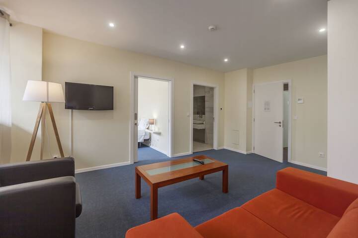 Room 48 of 87