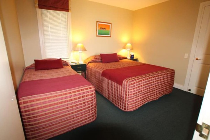 Room 14 of 66