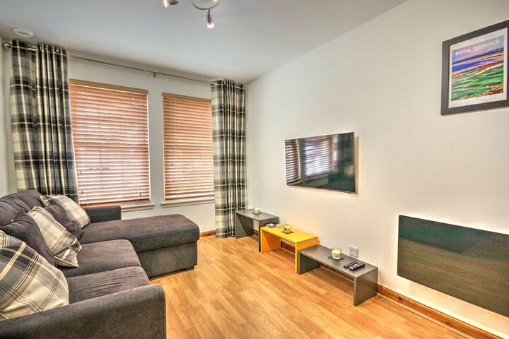 Room 3 of 11