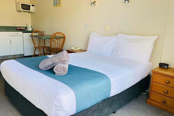 Room 12 of 46