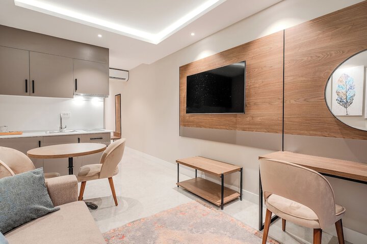 Room 13 of 75