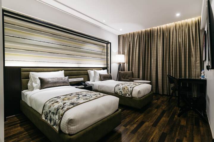 Room 7 of 39