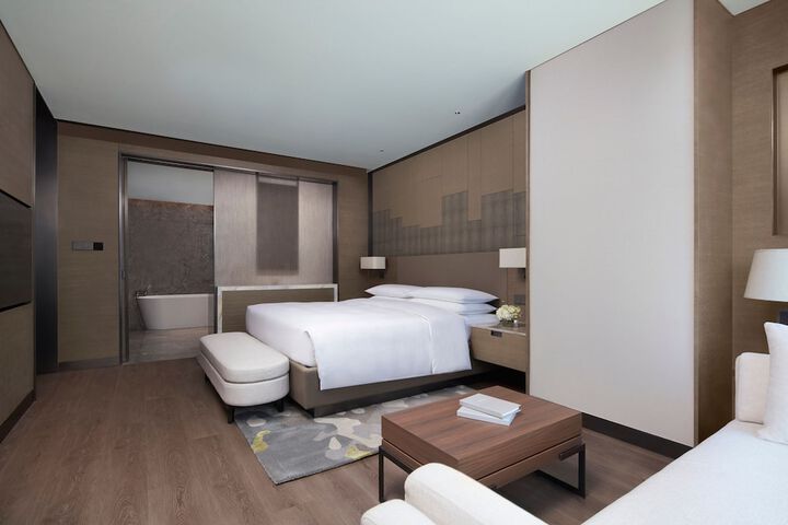 Room 7 of 46