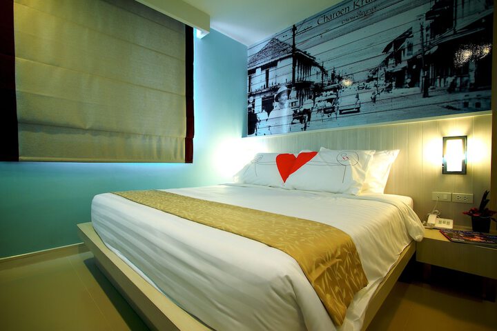 Room 10 of 34
