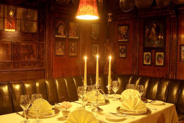 Dining 45 of 61