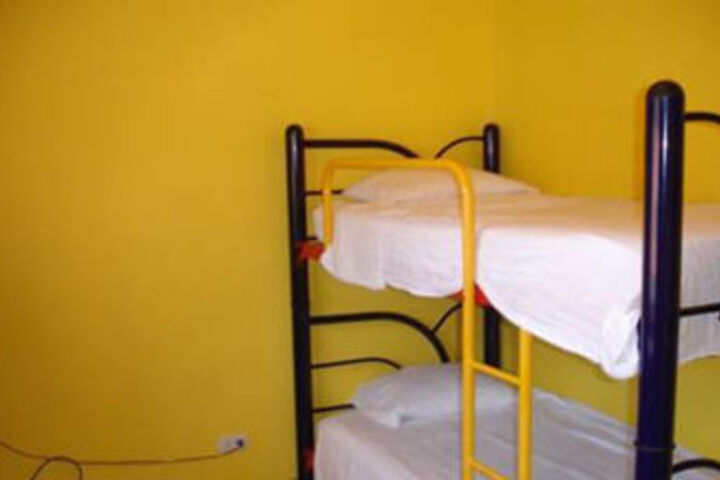 Room 5 of 7