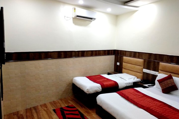 Room 3 of 22