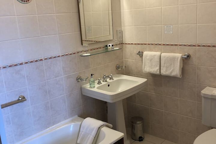 Room 20 of 52