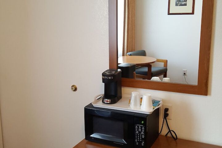 Breakfast/Coffee Service 6 of 9