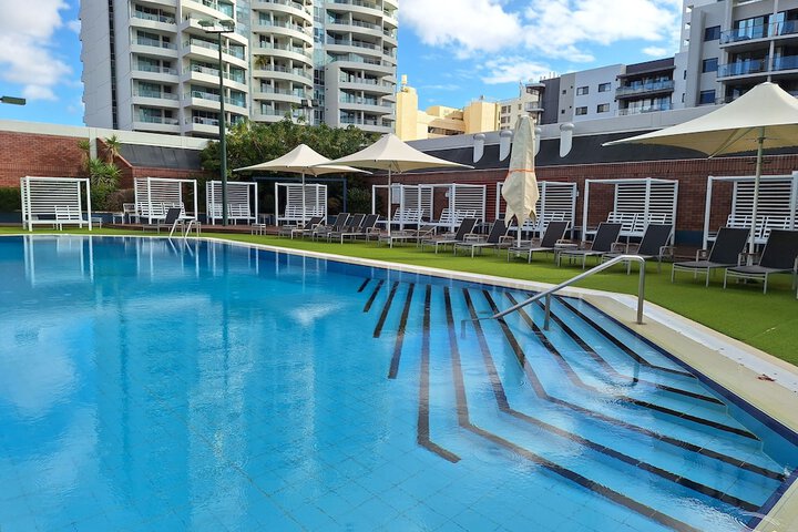 Pool 64 of 113