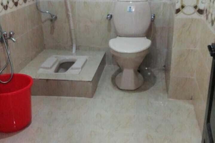 Room 14 of 15