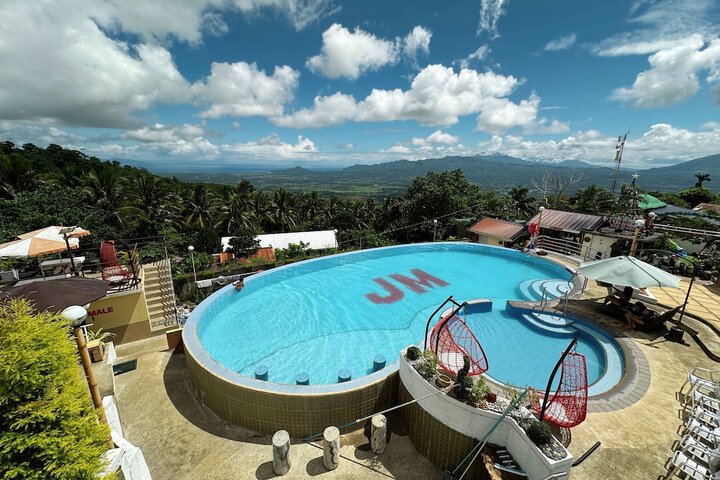 Pool 39 of 72