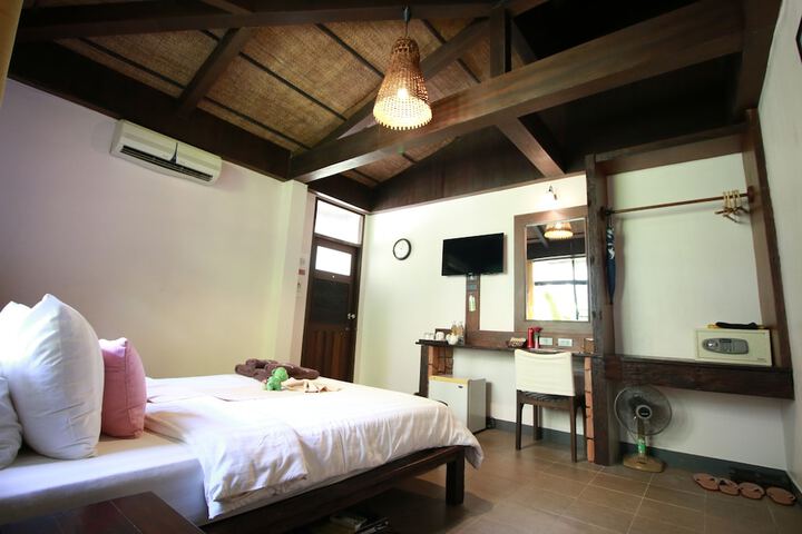 Room 7 of 70