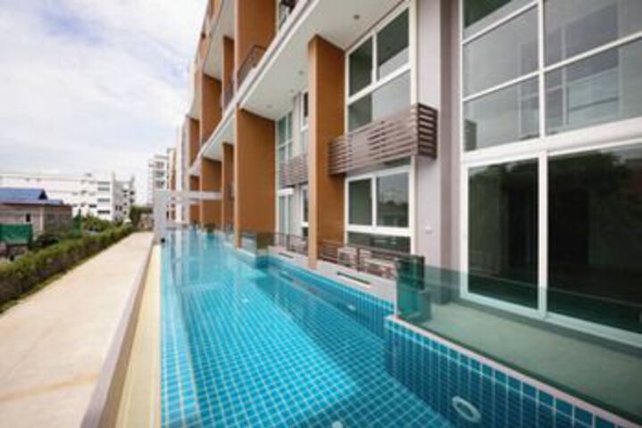 Pool 14 of 15