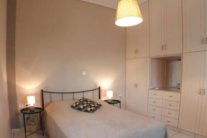 Room 2 of 21
