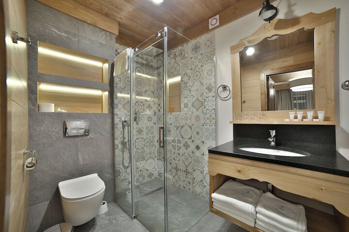 Bath Interior