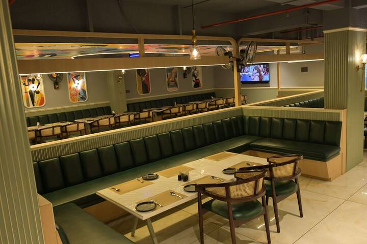Dining 50 of 62