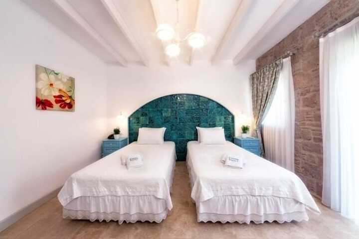 Room 28 of 57