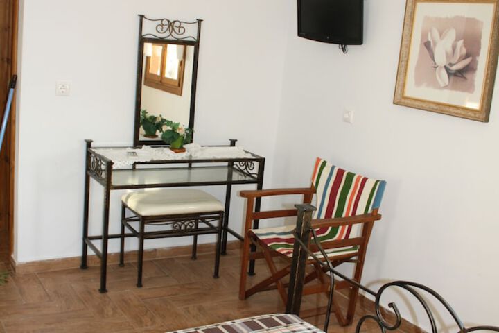 Room 3 of 58
