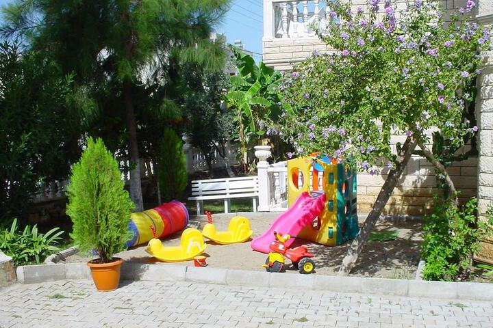 Childrens Activities 12 of 16
