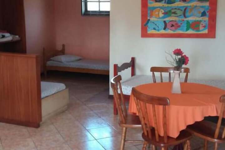 Room 4 of 6