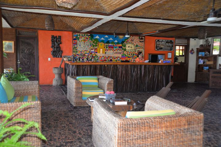 Entrance & Lobby