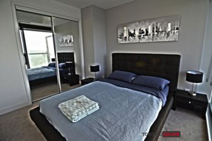 Room 10 of 23