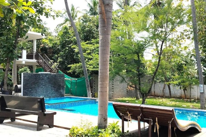 Pool 91 of 117