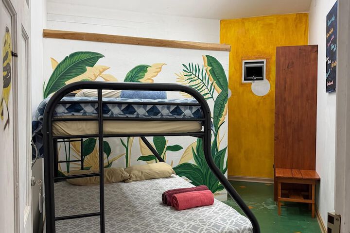 Room 11 of 46