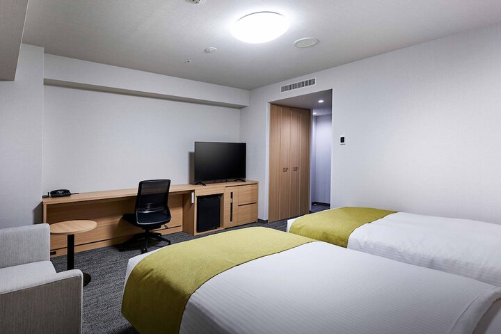 Room 14 of 49