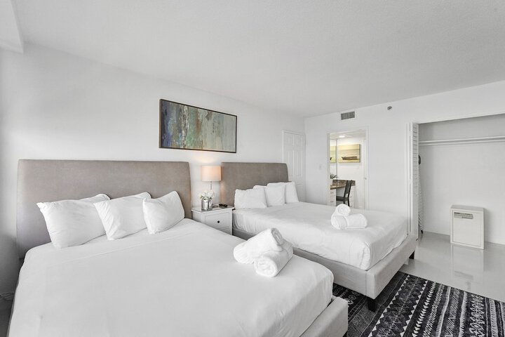 Room 51 of 723