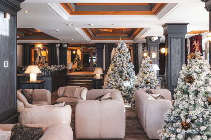 Lounge 209 of 250