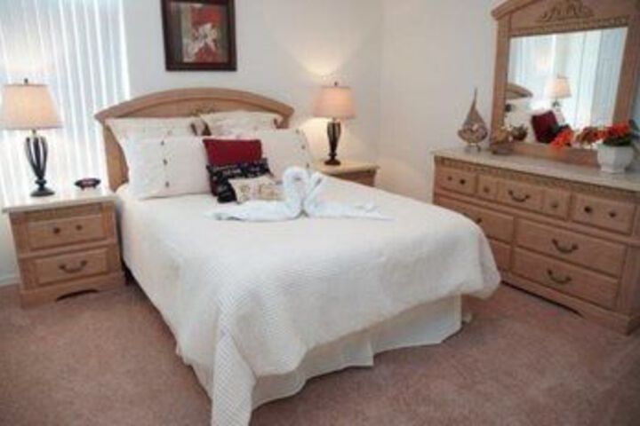 Room 10 of 26
