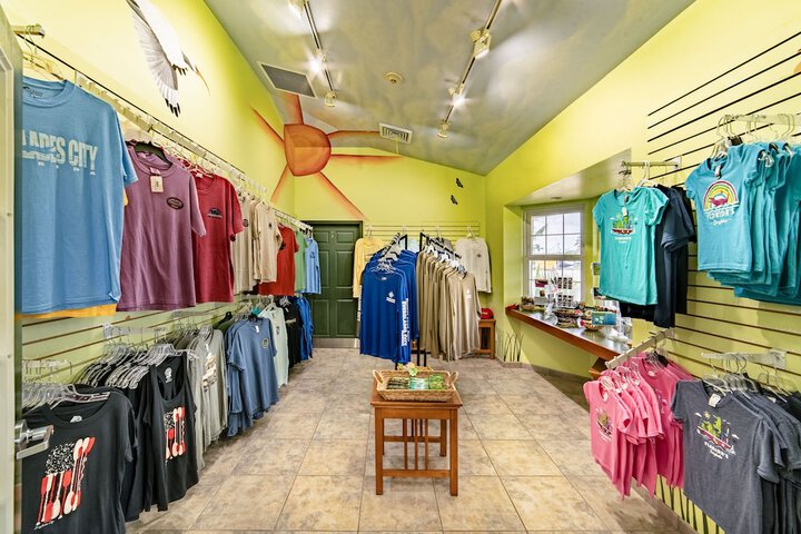 Gift Shop 26 of 31