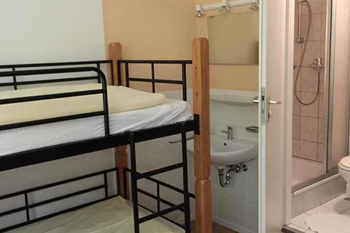 Room 18 of 51