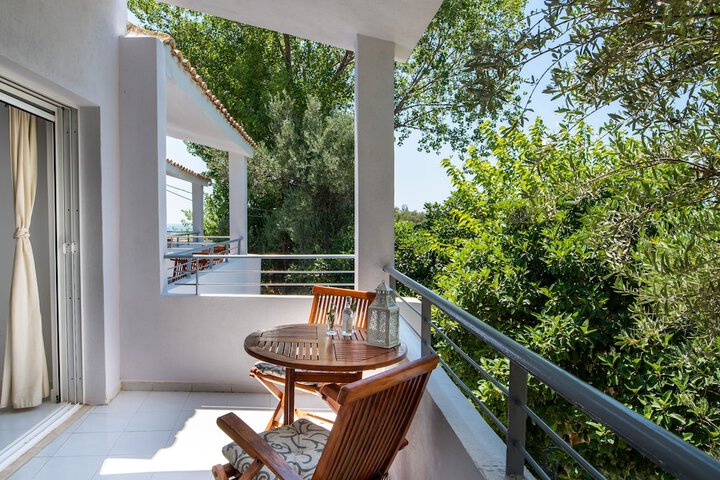 Terrace/Patio 33 of 65
