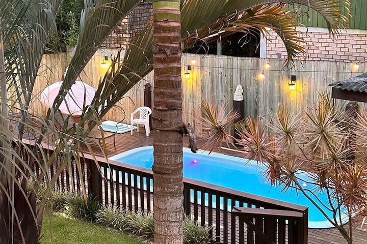 Pool 85 of 101