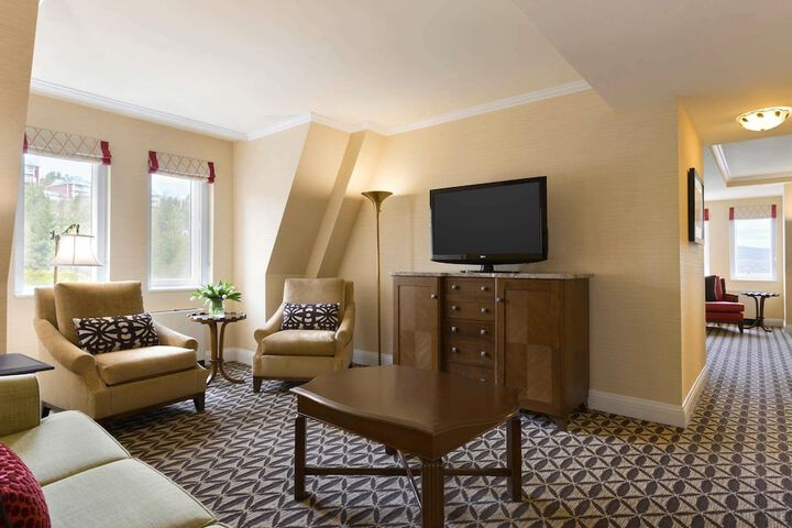 Room 20 of 76