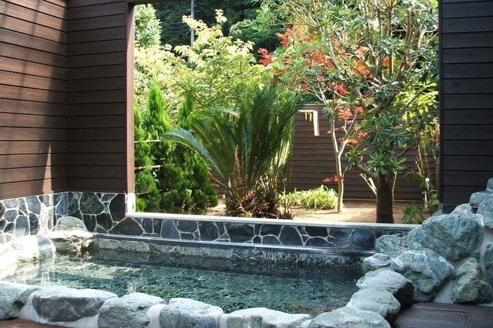 Hotel with Pool