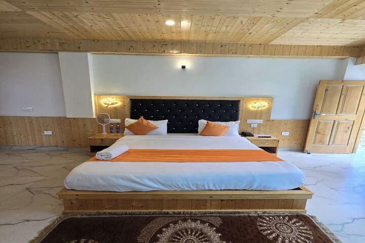 Room 26 of 110