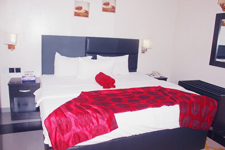 Room 20 of 93