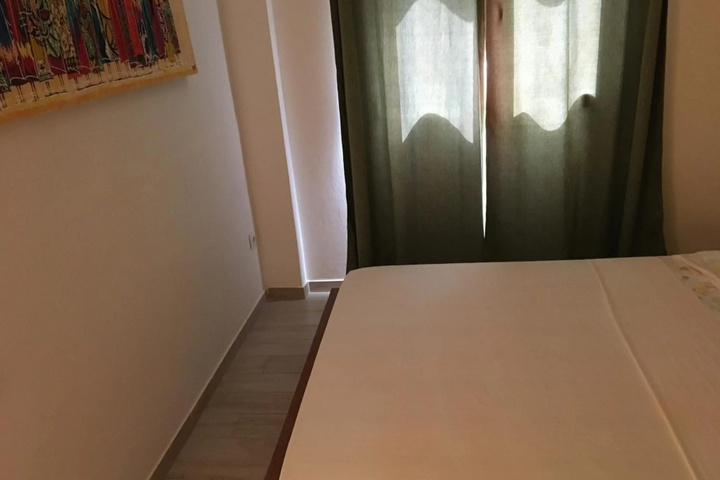 Room 2 of 15