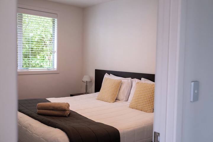 Room 9 of 27