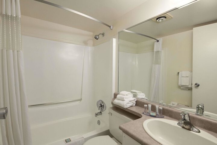Room 14 of 17