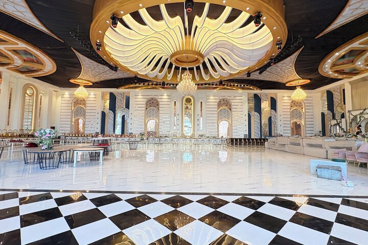 Ballroom/Hall 19 of 28