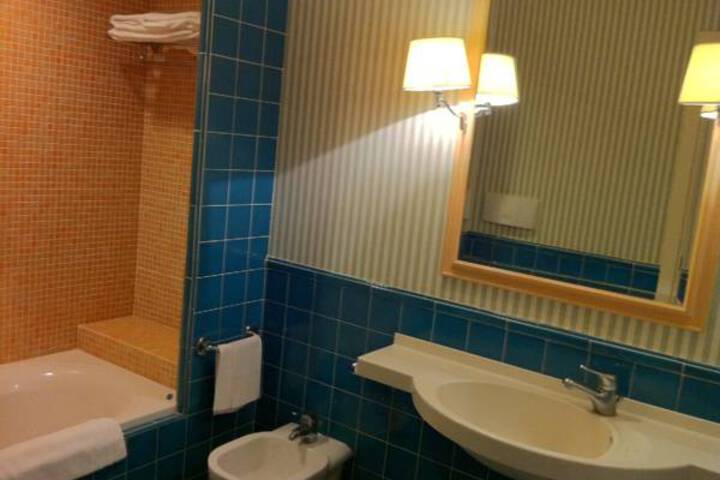 Clean Restrooms