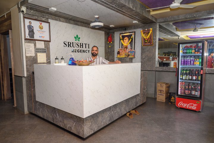 Hotel Srushti Regency